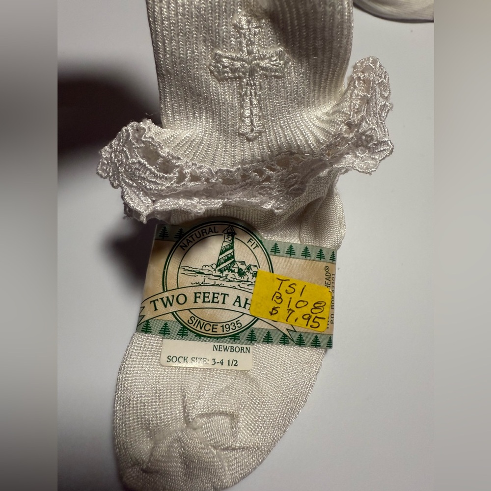 NWT Vintage White Newborn Embroidered Cross Socks